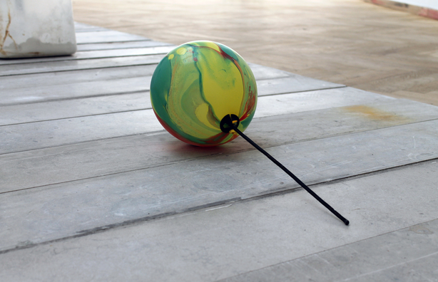 SS13 RESORT - ballon