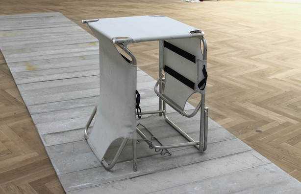 SS13 RESORT - solstol